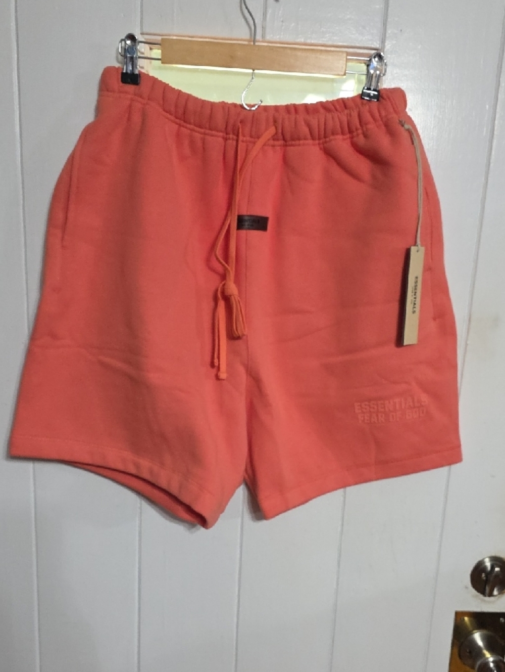 NWT Essentials Fear Of God Mens Shorts Coral Athleisure Drawstring Pockets Sz XL